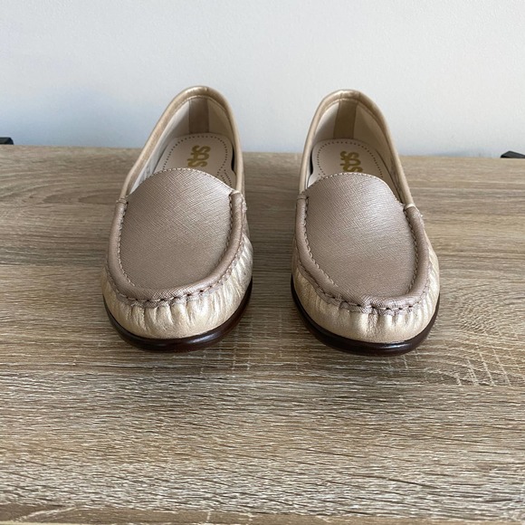 SAS Tripad Comfort Leather Loafer Gold Metallic Slip On 7.5N New - Picture 3 of 5